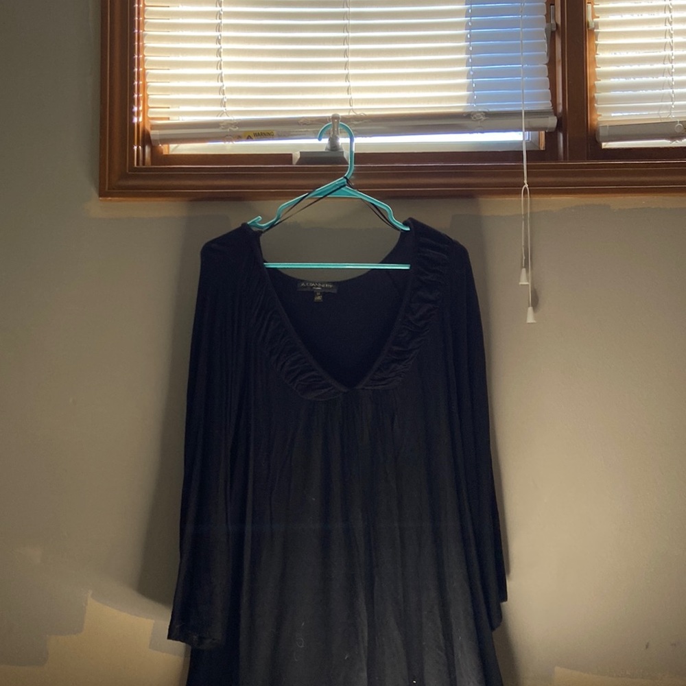 Black long sleeved shirt